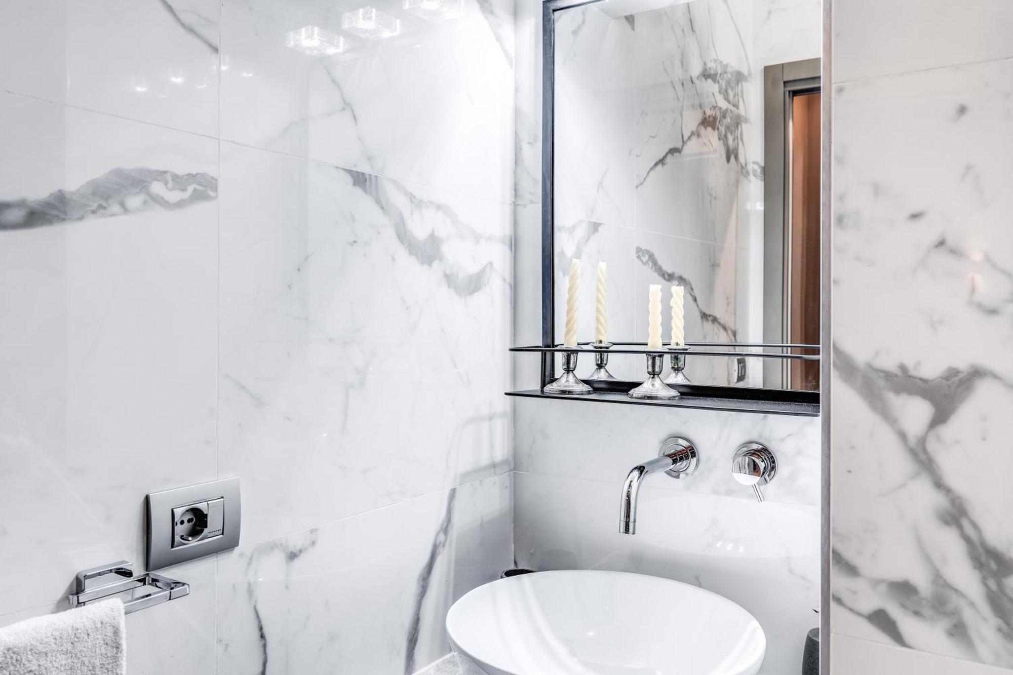 Corso Miracle Suite Рим Экстерьер фото